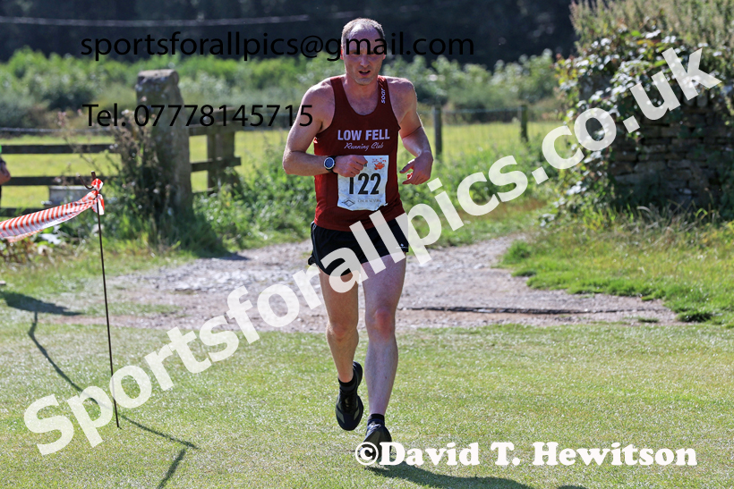 The 2026 Tynedale Jelly Tea 10 Mile Road Race, Matfen, Northumberland. Photo: David T. Hewitson/Sports for All Pics